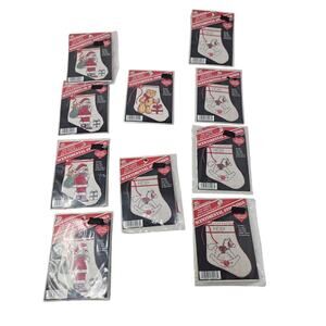 Vintage 10 Mini Christmas Stockings Cross Stitch Craft Needlepoint Kit Banar
